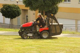 Zahradní traktor W3651